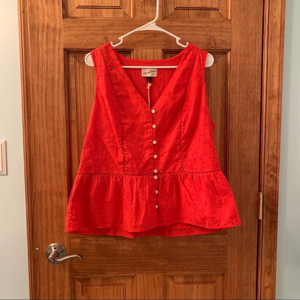 NWT Universal Thread Blouse